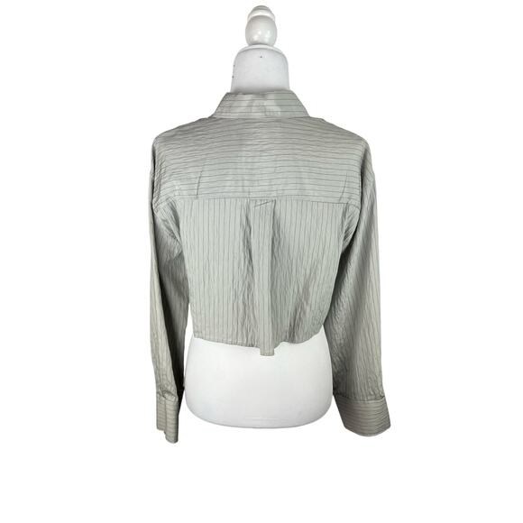 Zara Long Sleeve Cropped Gray Striped Shirt Small NWT - Picture 4 of 7